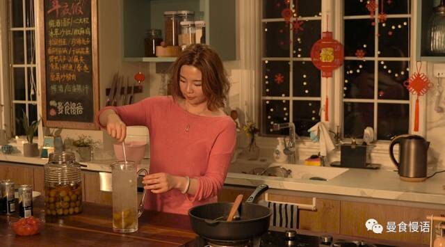 amanda-kitchen-plumsoda